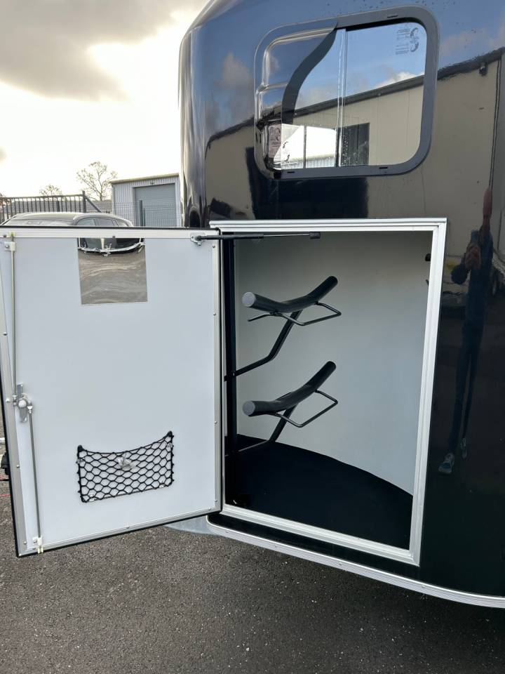 Van Cheval Liberte Gold 3 luxe