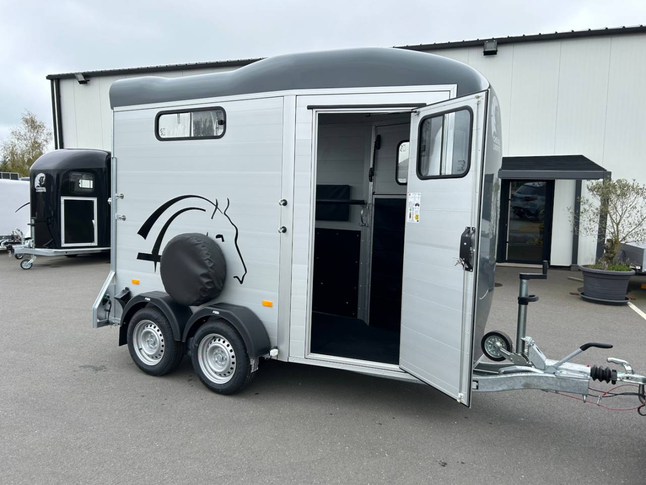 Van Cheval Liberte Touring One 1 place 1/2 sortie av