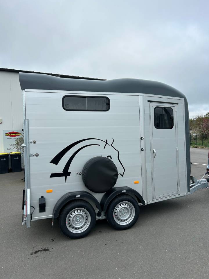 Van Cheval Liberte Touring One 1 place 1/2 sortie av