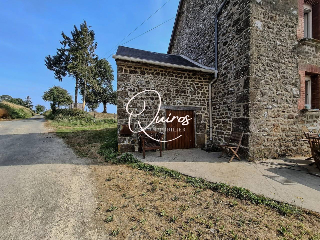 Propri&eacute;t&eacute; &eacute;questre - 2,8 Hectares - Bagnoles-de-l'Orne
