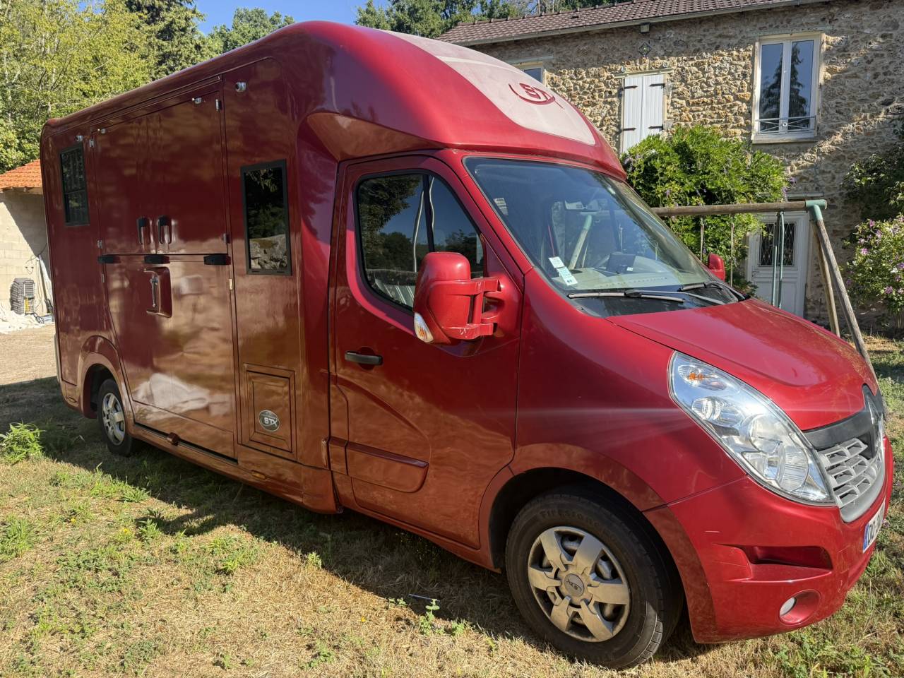 Master 150 DCI Carrosserie STX Stalle 2015 48.000 &euro;