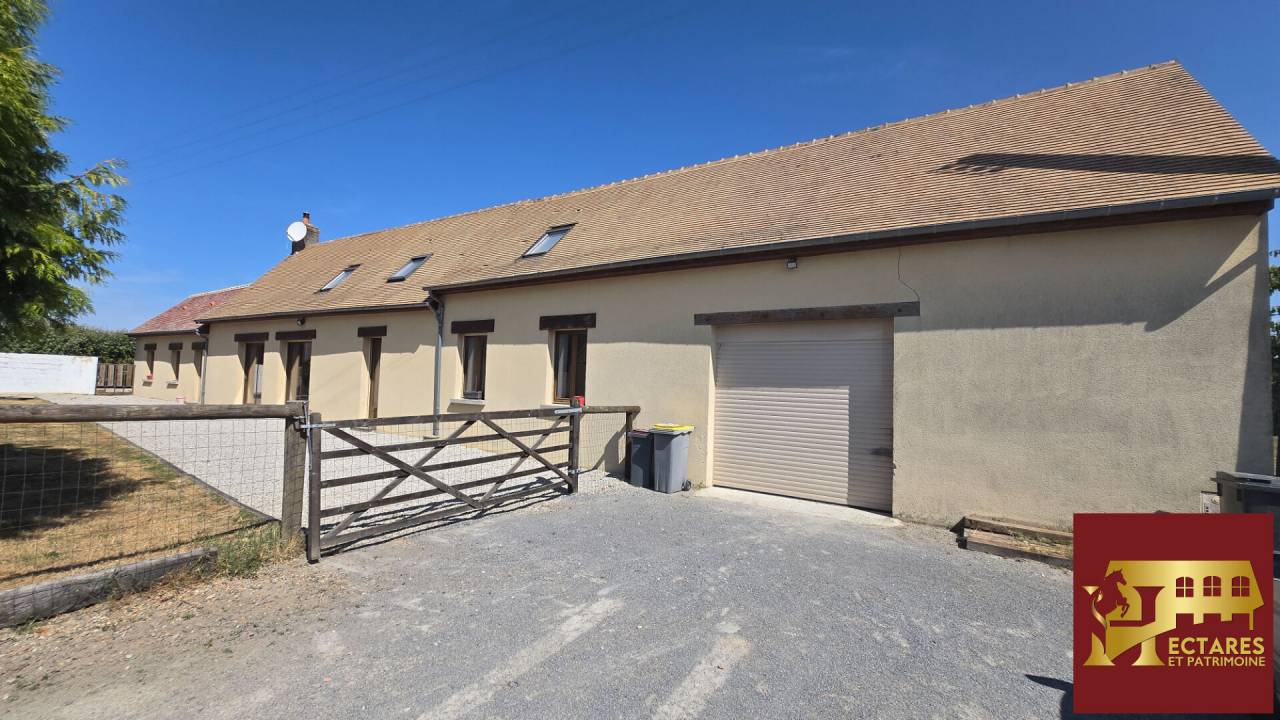 Propri&eacute;t&eacute; &eacute;questre avec maison d'habitation sur 7 ha