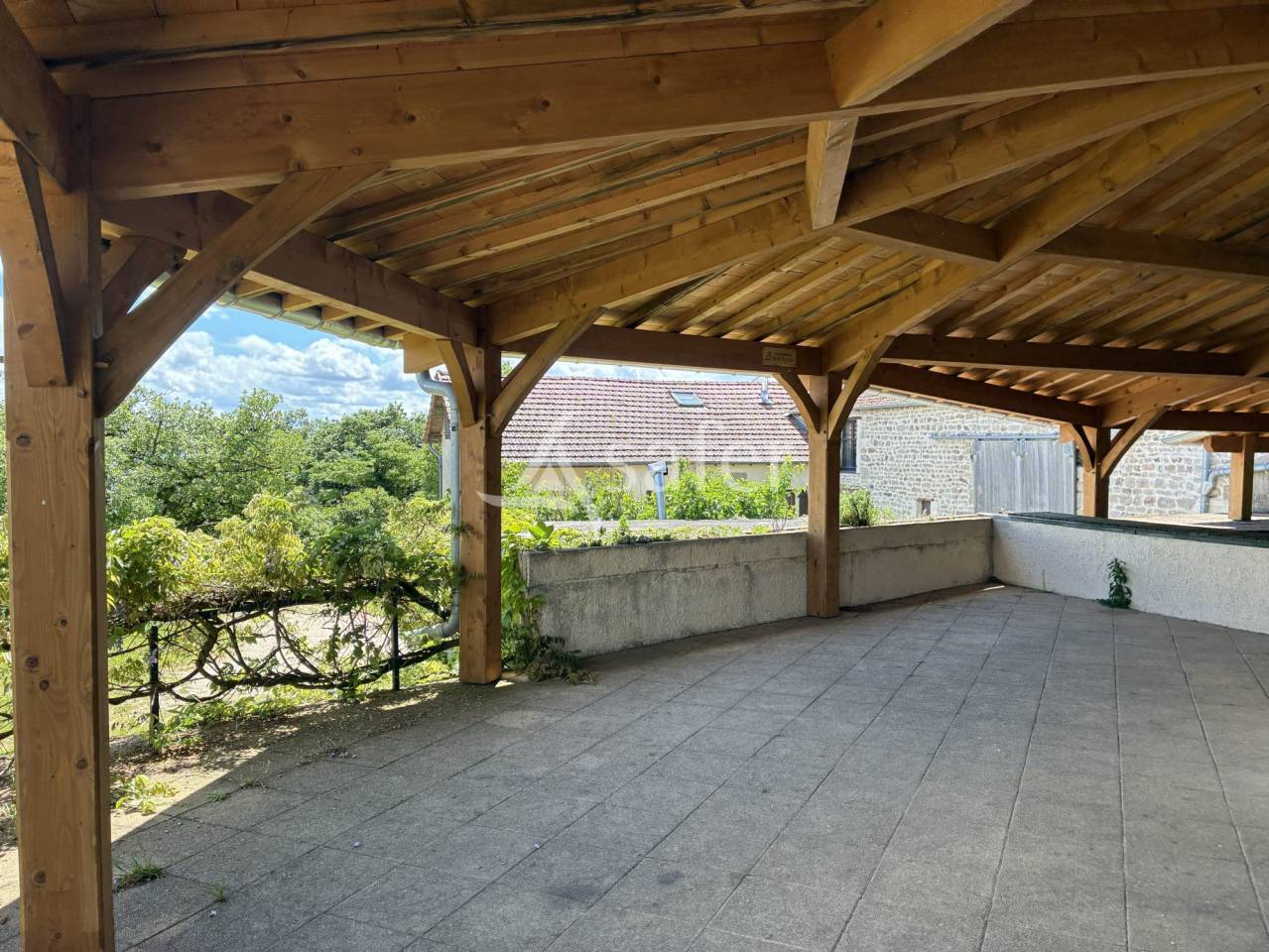 Propri&eacute;t&eacute; touristique en Clunysois