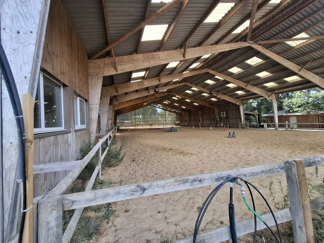 Centre &eacute;questre d'exception &agrave; vendre  &Agrave; seulement 30 min