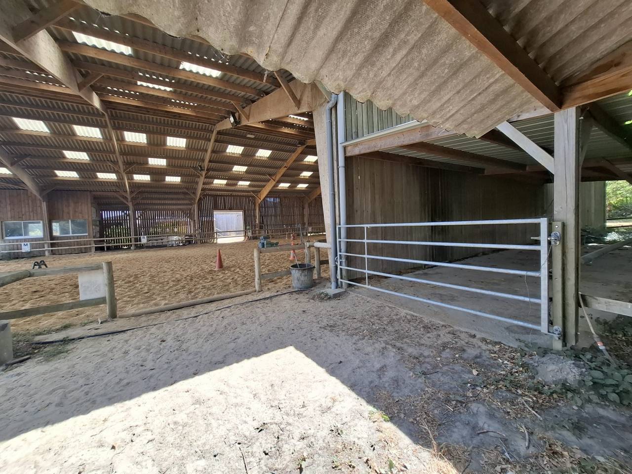 Centre &eacute;questre d'exception &agrave; vendre  &Agrave; seulement 30 min