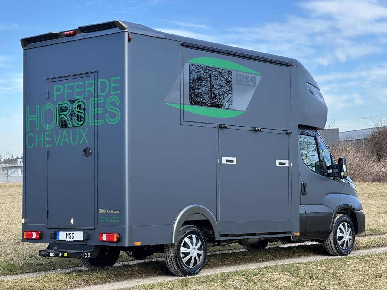IVECO DAILY 35-210 HI-MATIC MSG STALLION LIGHT
