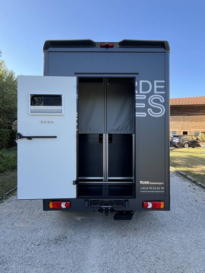 PEUGEOT BOXER BLUEHDI 165 MSG STALLION LIGHT