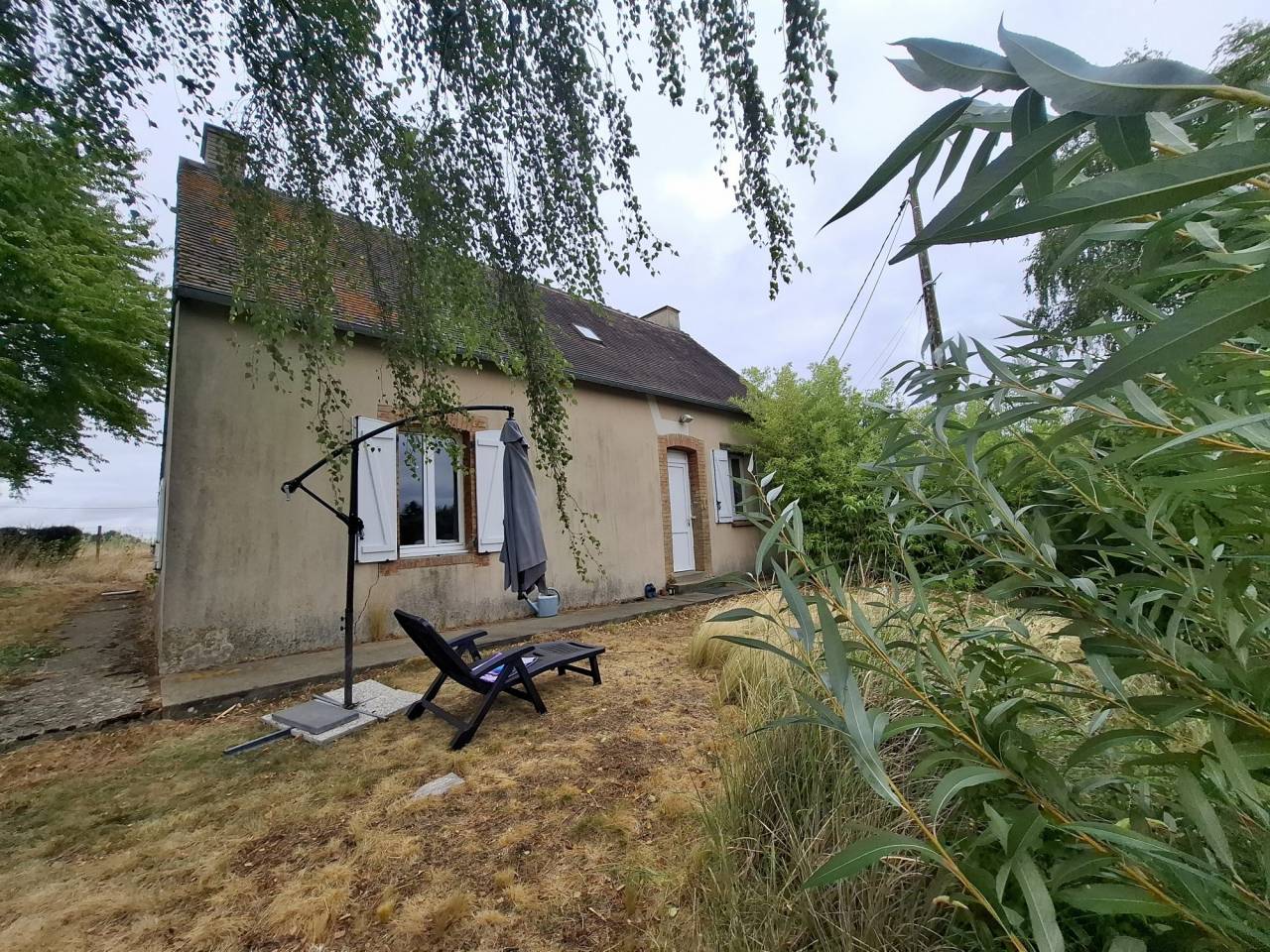 PROPRI&Eacute;T&Eacute; &Eacute;QUESTRE &Agrave; FORT POTENTIEL  PLUS DE 10 HECTARES