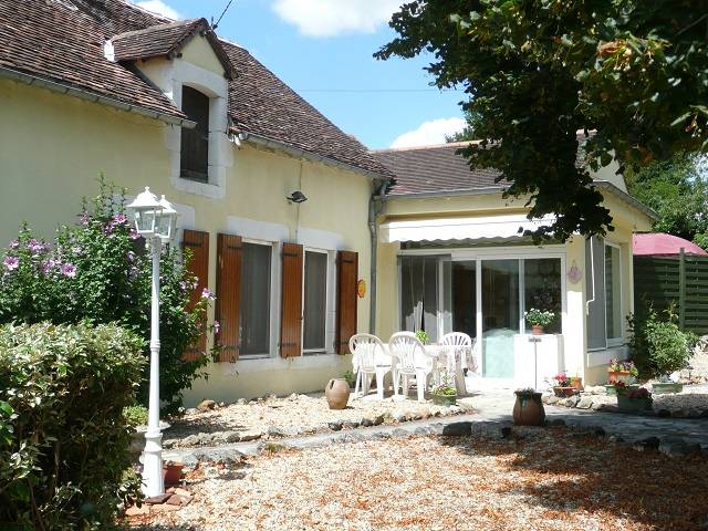maison avec 1.1 ha