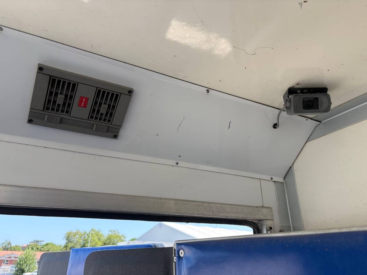 CAMION 4 CHEVAUX + HOME CAR 4 PLACES