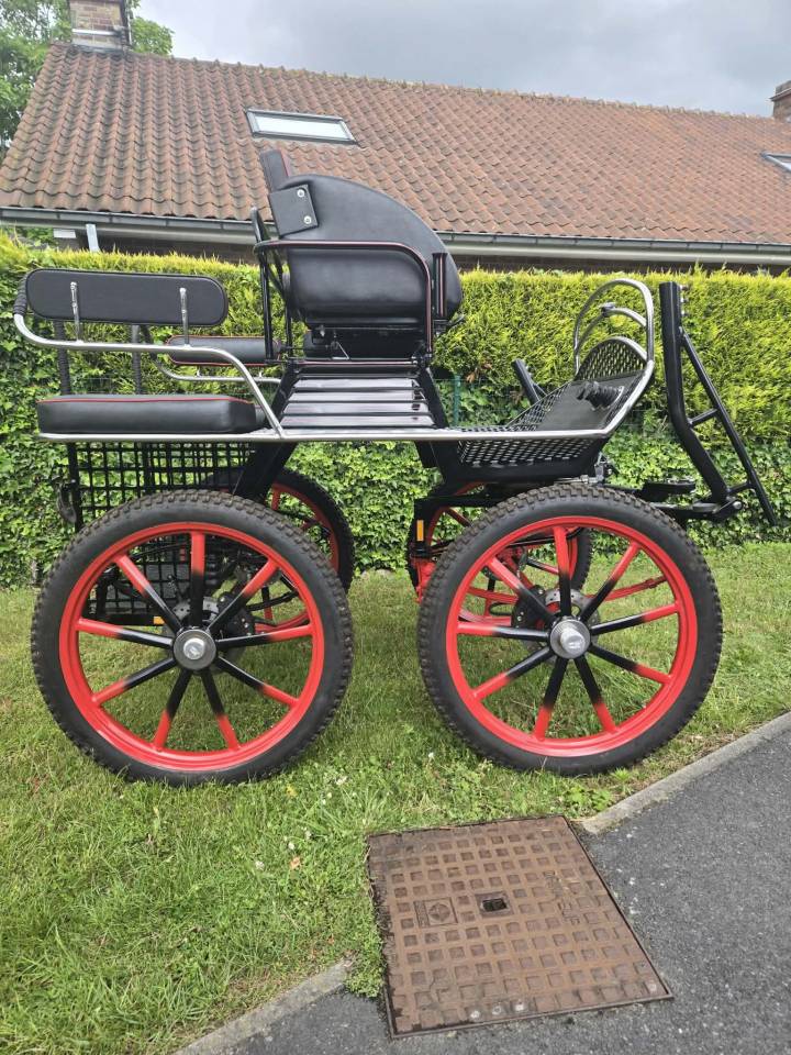 Voiture attelage 