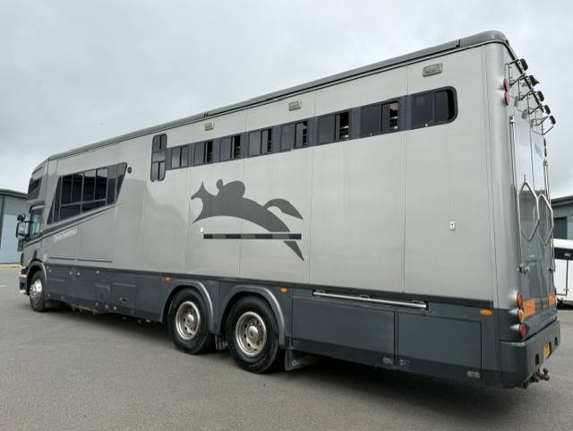 Camion VL Chevaux Oakley Scania 340 2006 Occasion