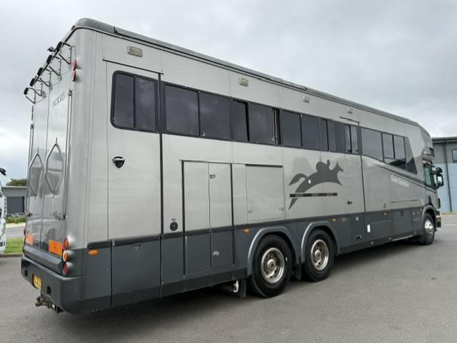 Camion VL Chevaux Oakley Scania 340 2006 Occasion
