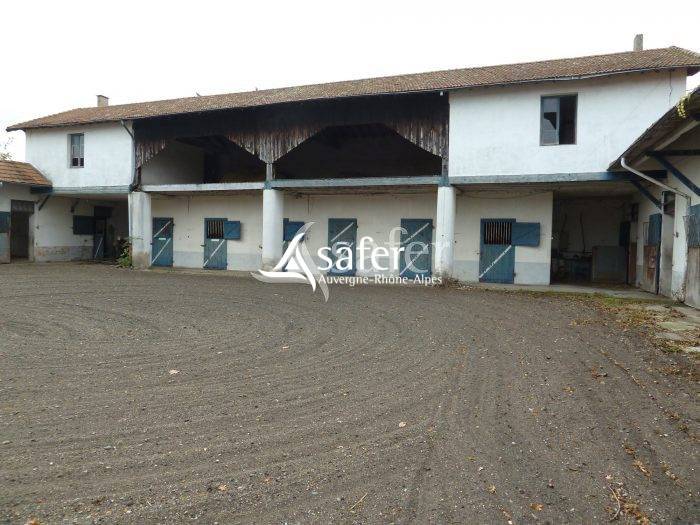 PROPRIETE A VOCATION EQUESTRE