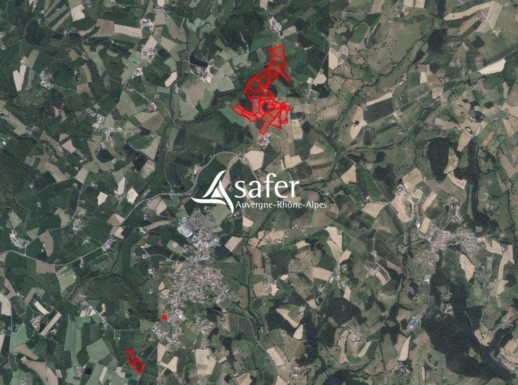 EXPLOITATION AGRICOLE AVEC HABITATION - MONTS DU LYONNAIS
