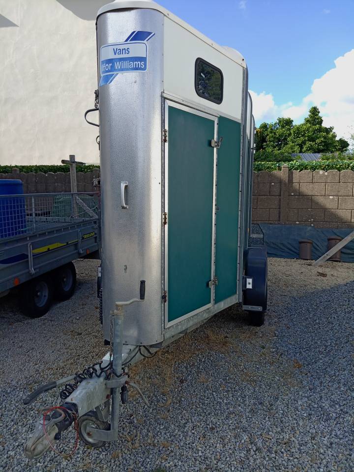 Van Ifor Williams HB401R - 1.5 Place ( tr&egrave;s bel &eacute;tat )