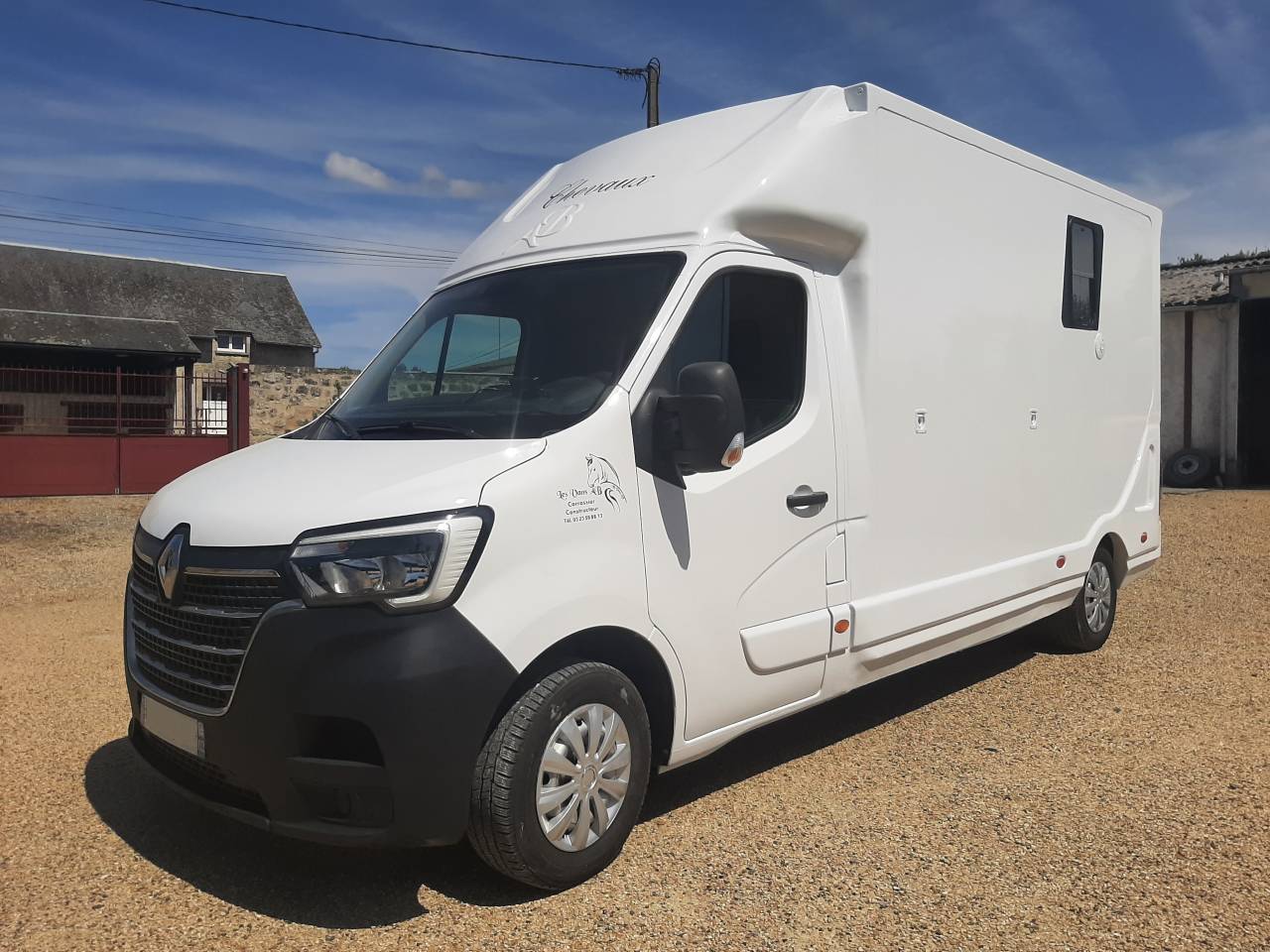 Renault Master Stall