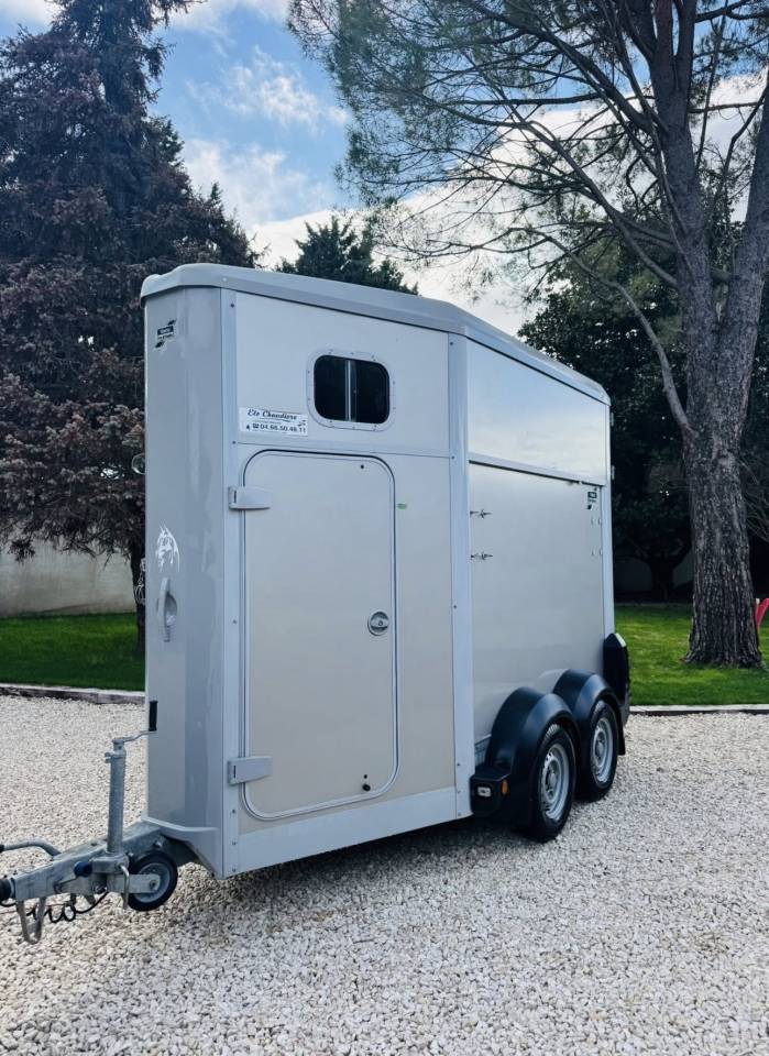 IFOR WILLIAMS