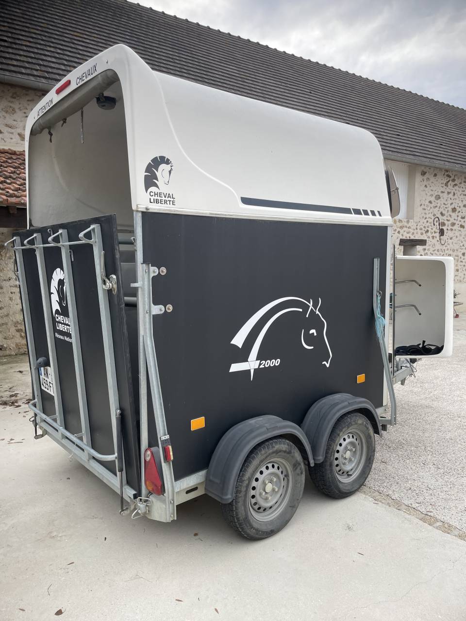 VAN GOLD  CHEVAL LIBERTE