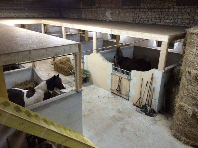 DOMAINE &Eacute;QUESTRE  INSTALLATIONS PROFESSIONNELLES  VIENNE