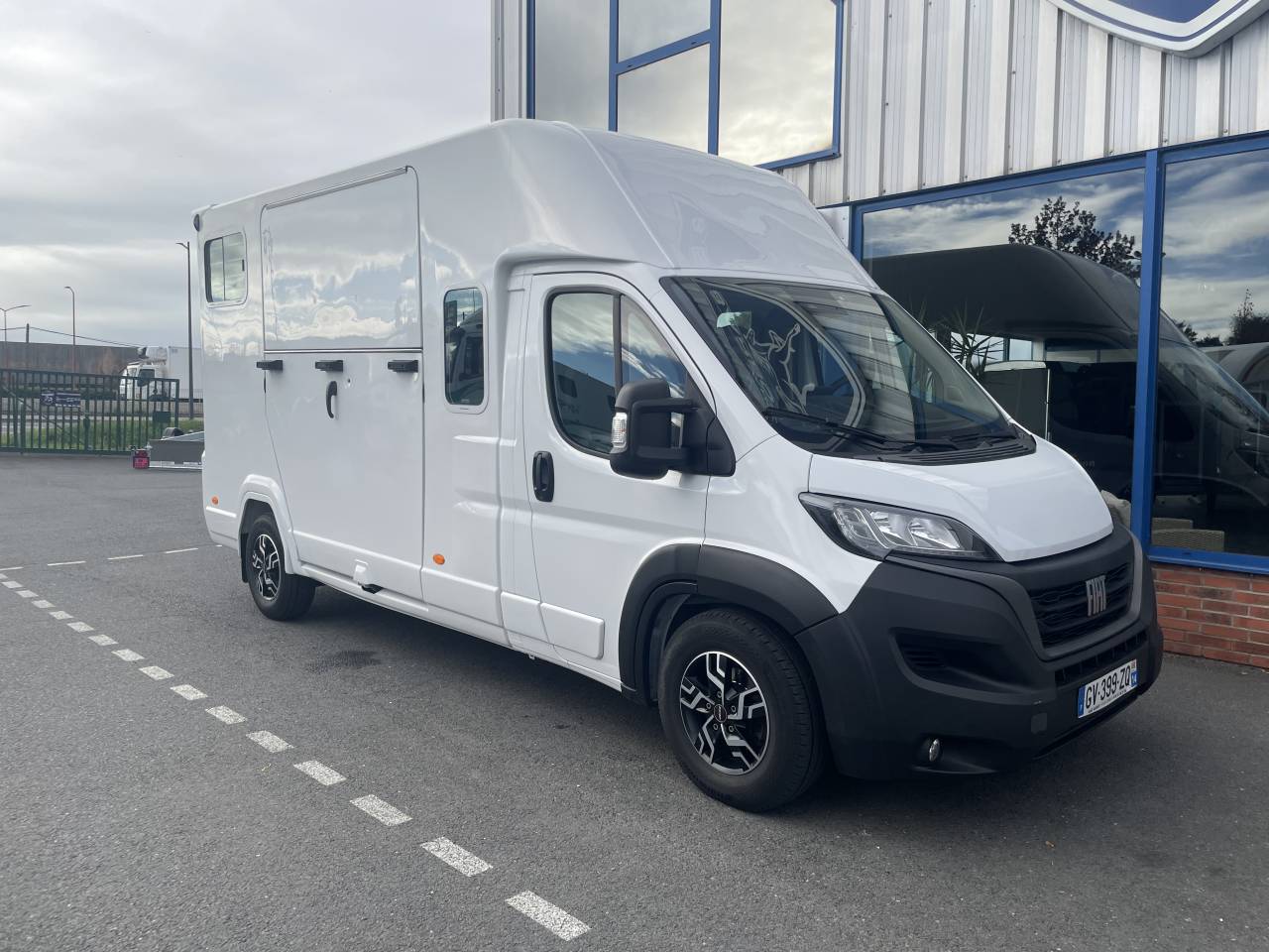 camion 2 chevaux BARBOT