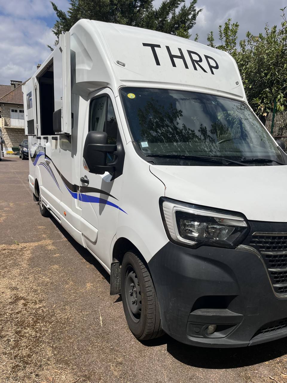 &Agrave; vendre Renault Master 2 chevaux 