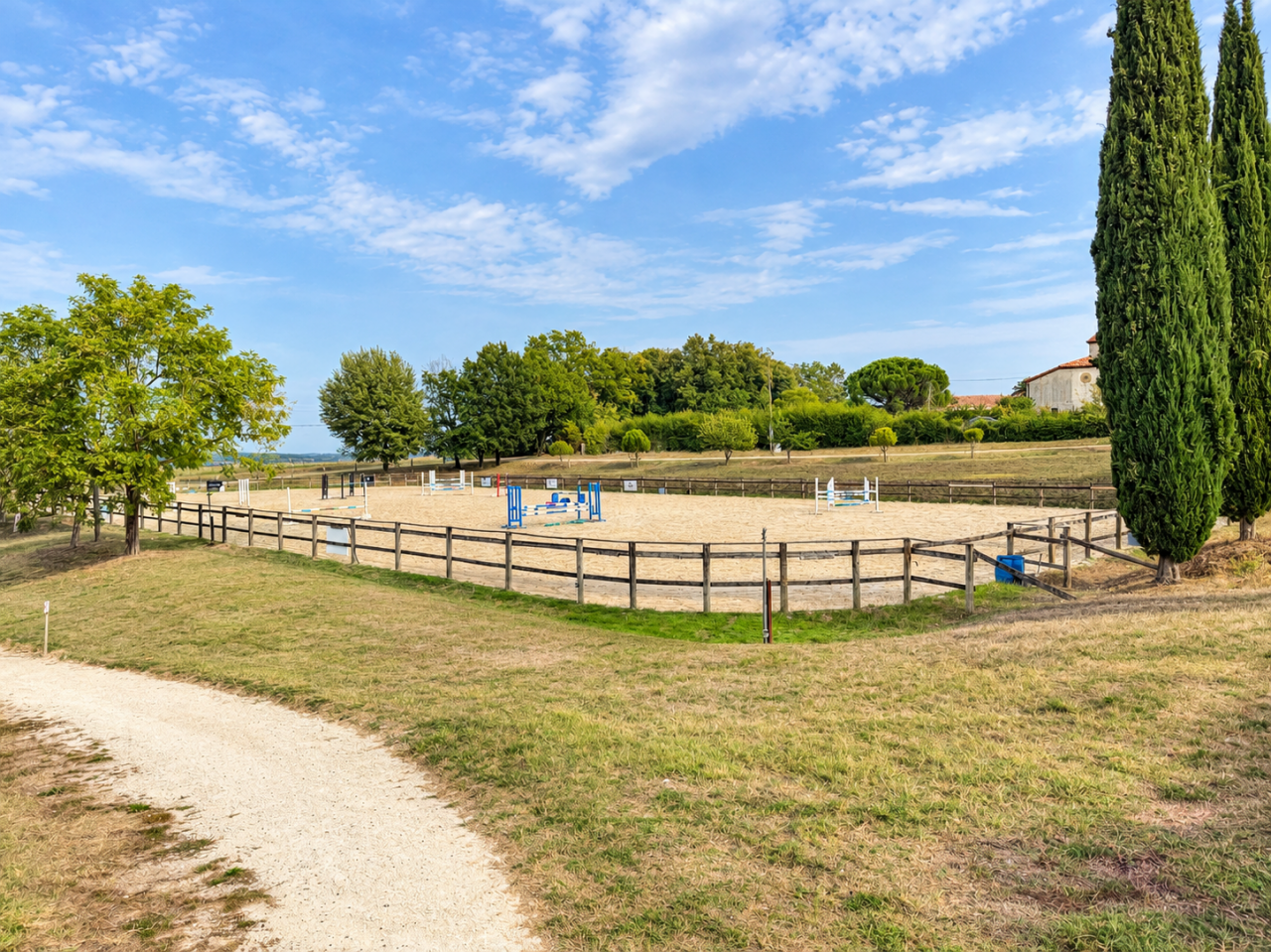 CENTRE &Eacute;QUESTRE ET &Eacute;CURIE DE PROPRI&Eacute;TAIRES &ndash; AGEN