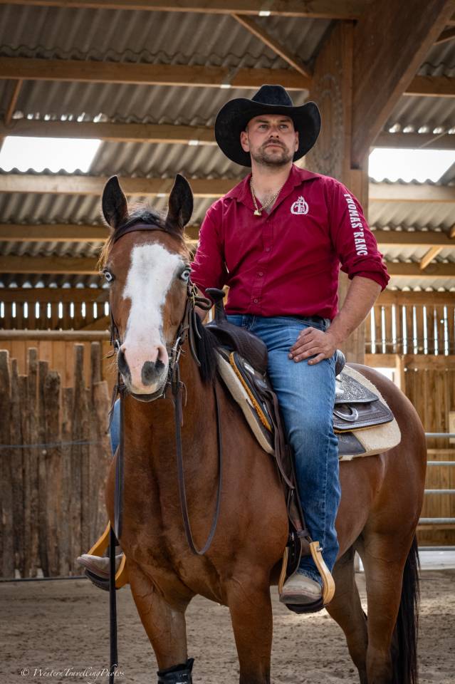 Hongre Quarter Horse AQHA &mdash; TR BUENO MAGIC BAR