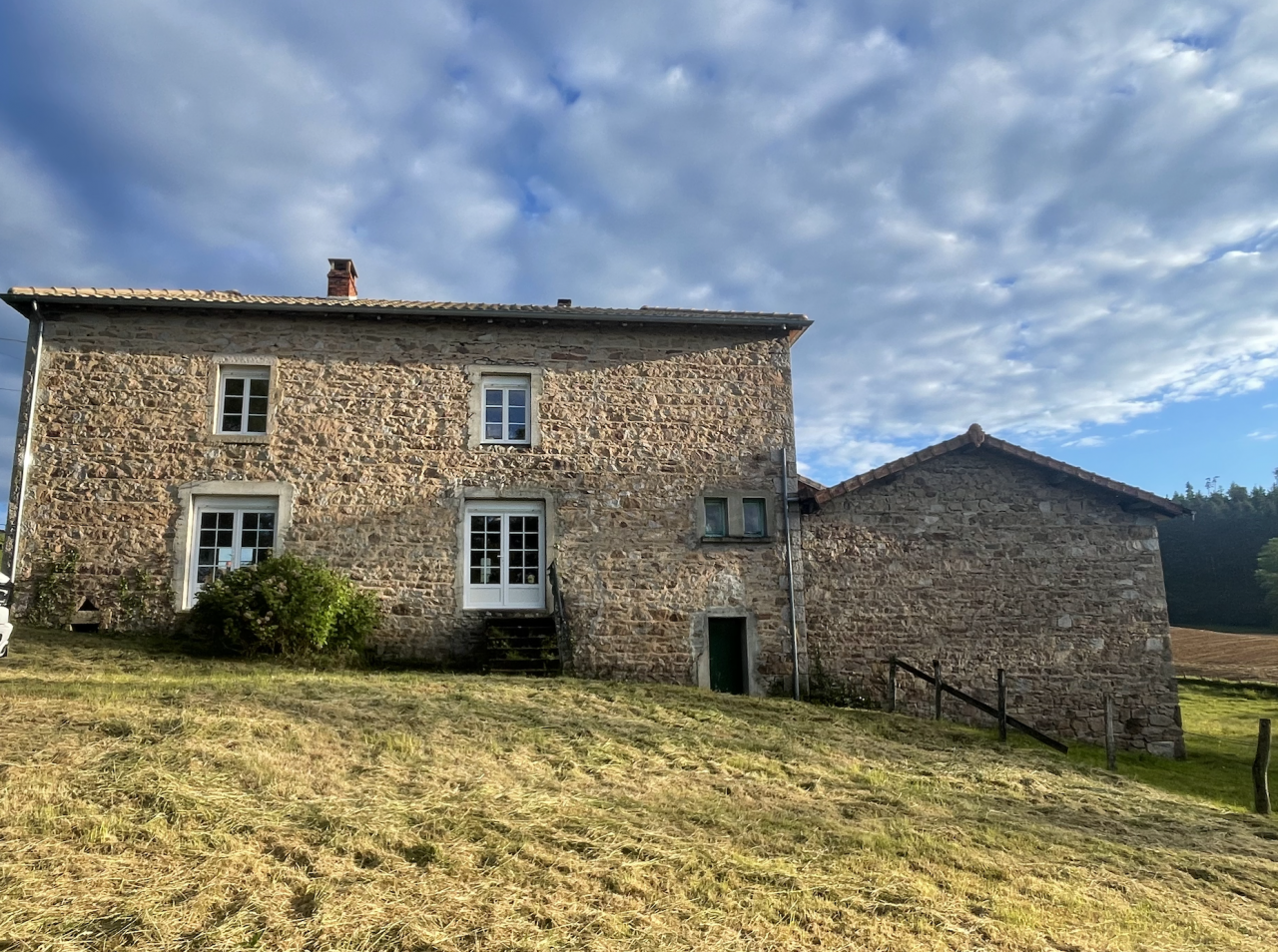 fermette &agrave; potentiel &eacute;questre 1 heure de Lyon