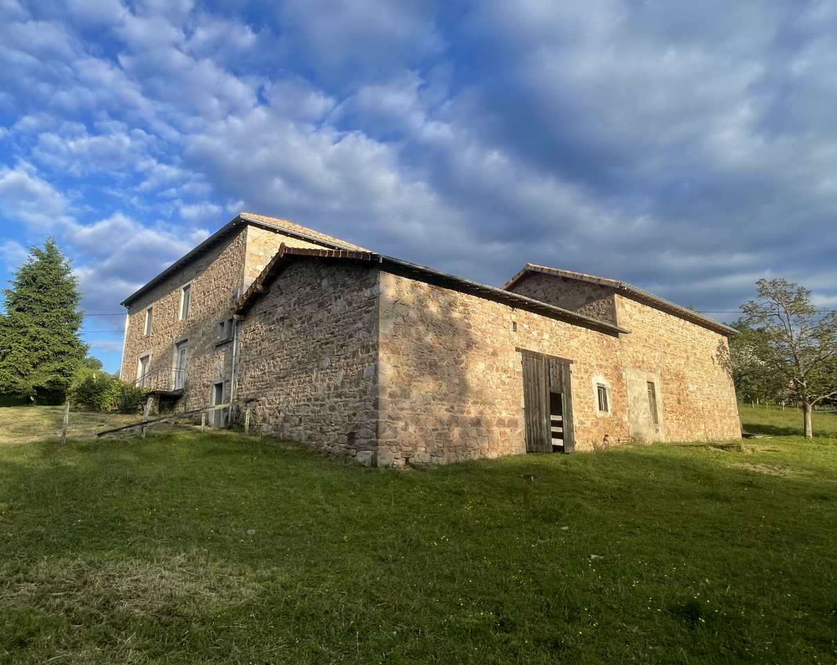fermette &agrave; potentiel &eacute;questre 1 heure de Lyon