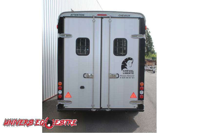 Promotion - Van CHEVAL LIBERTE 4 places MAXI 4