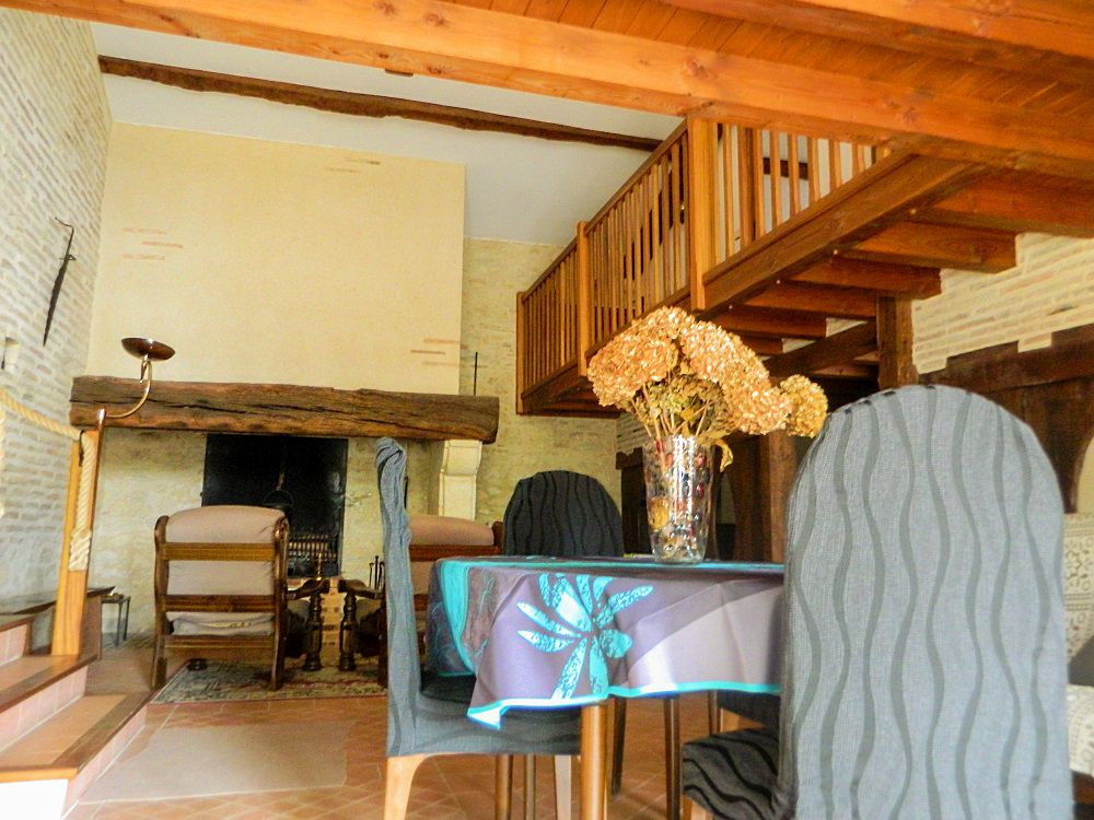 Gîte Périgord dans un élevage de Frisons