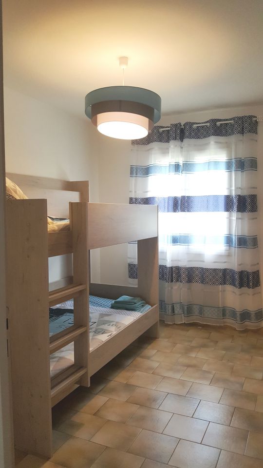 G&icirc;te &eacute;questre 130m2 8 personnes au c&oelig;ur du Lub&eacute;ron