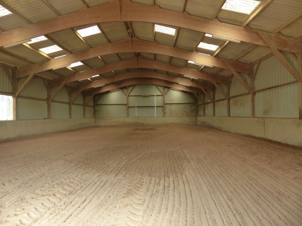 Haras et centre de balnéothérapie sur 15 ha