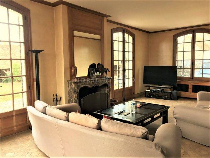 Superbe Haras de 26 ha à 1 heure de Paris