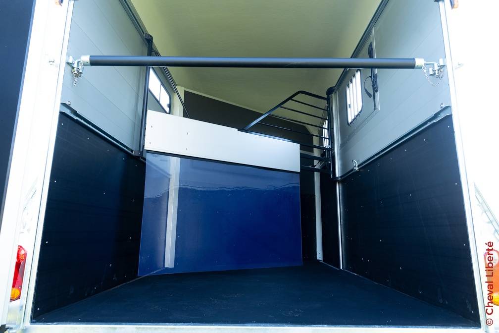 VAN MAXI 2 CHEVAL LIBERTE 2 PLACES DIAGONAL