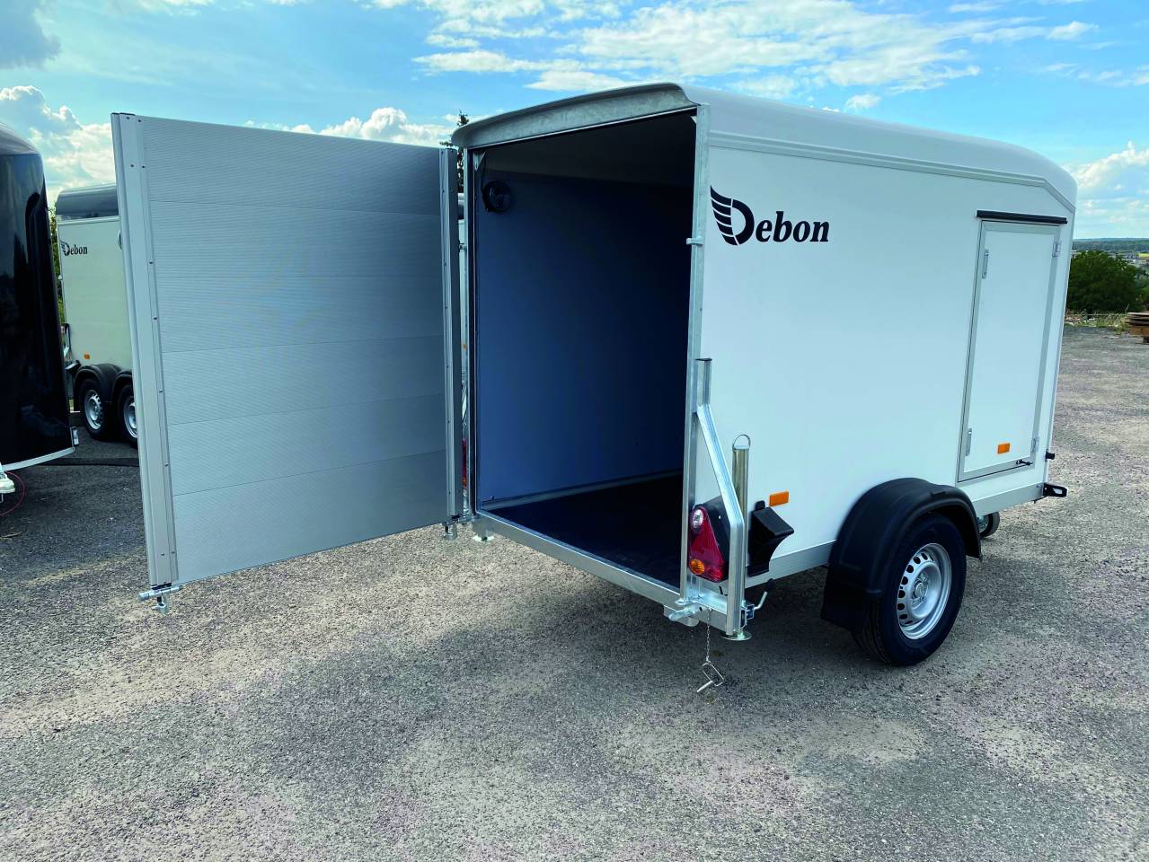 Fourgon Debon C255 V2