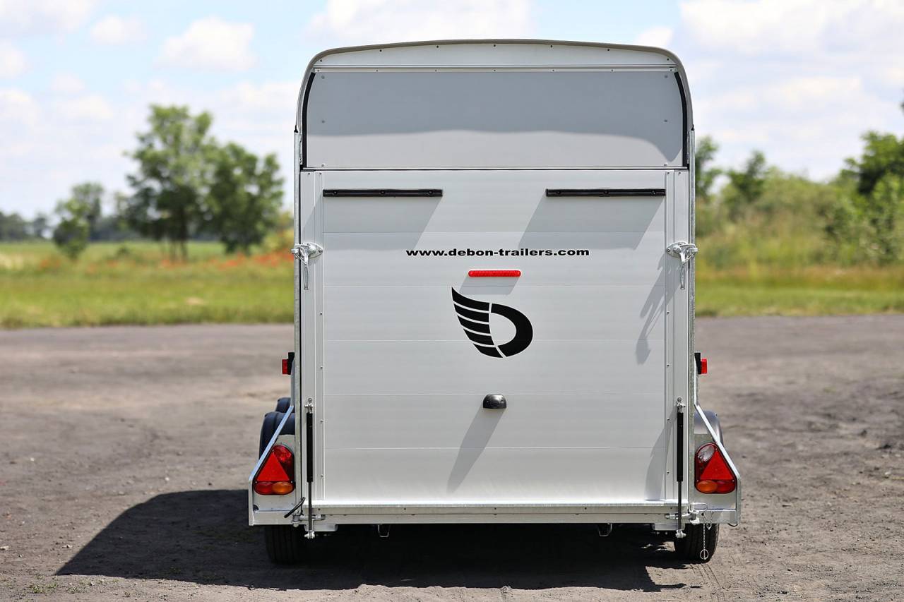 Fourgon Debon Roadster 500