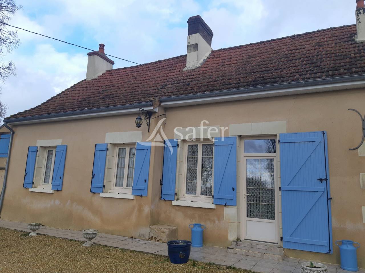 Exploitation agricole : Production Avicole Type LOUE