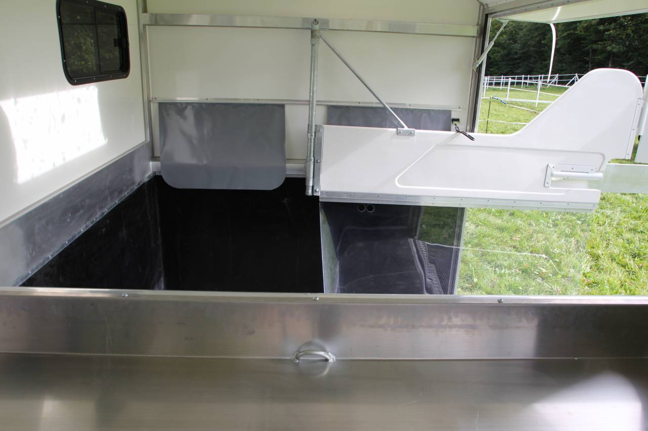 REMORQUE ANKA 2 CHEVAUX + HOME CAR & SELLERIE