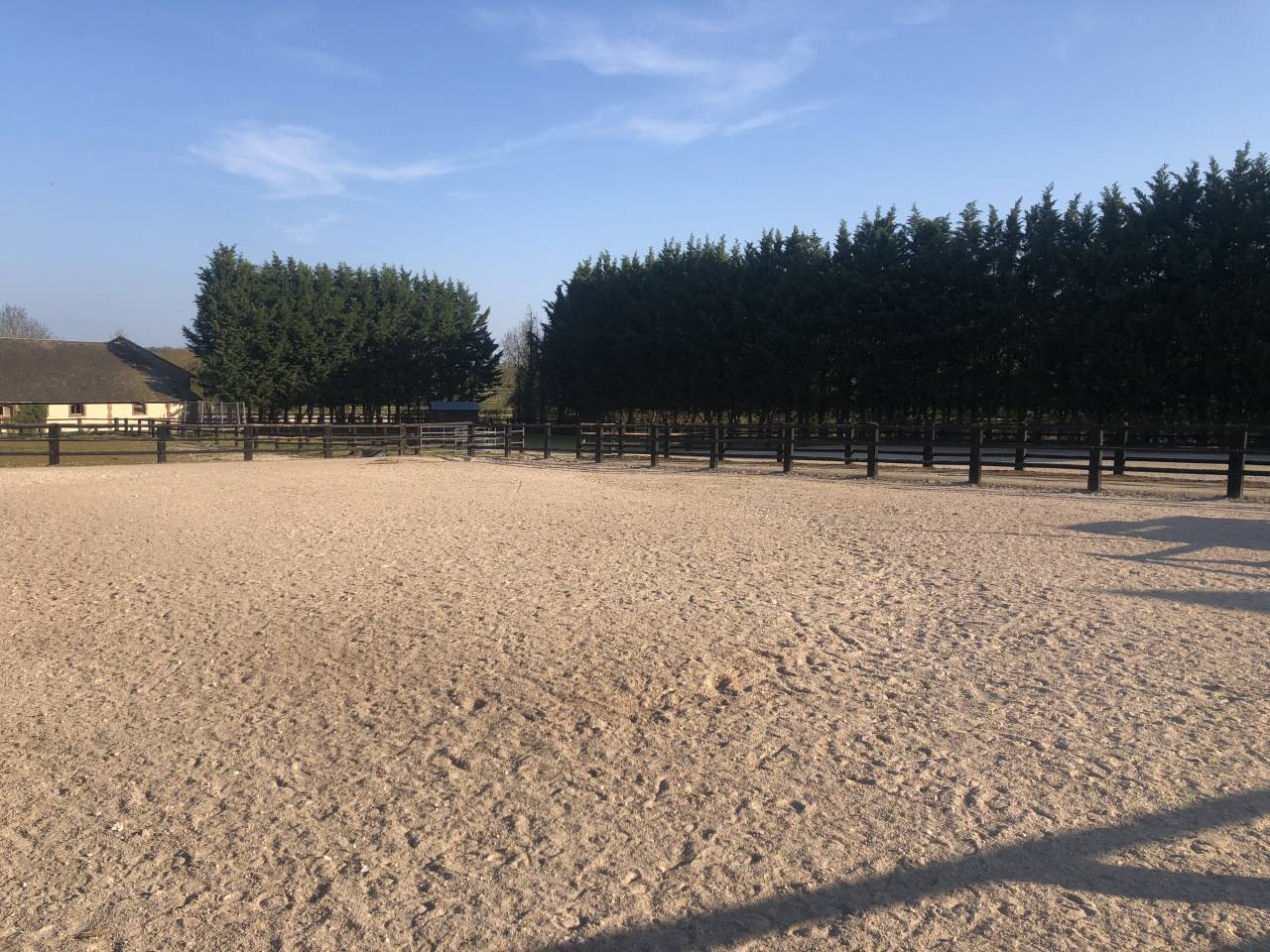 CENTRE D'ENTRAINEMENT - PROCHE HARAS DU PIN (61)