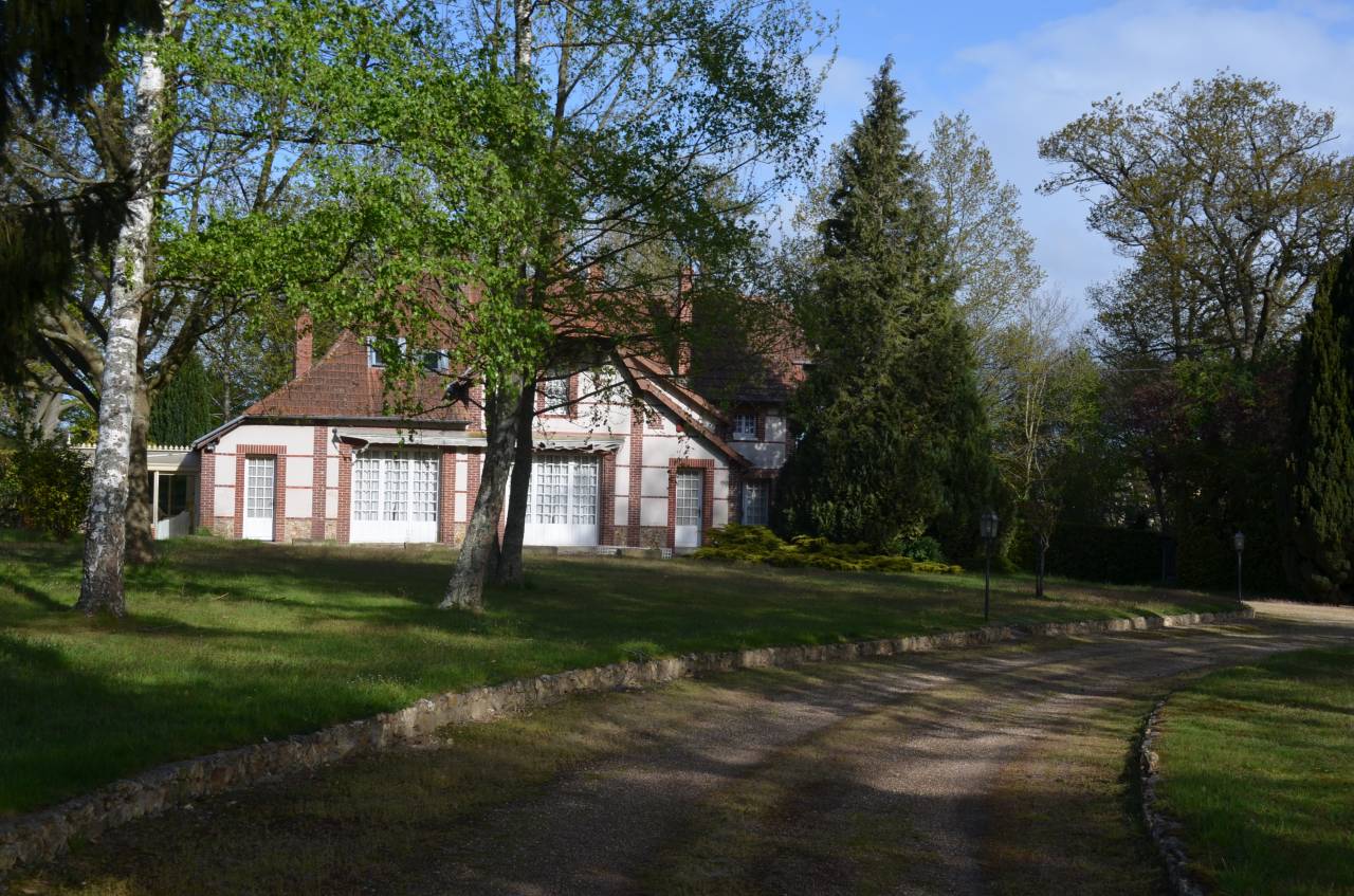 HARAS - 77 ha - NORMANDIE - Proche d'Orbec (14)