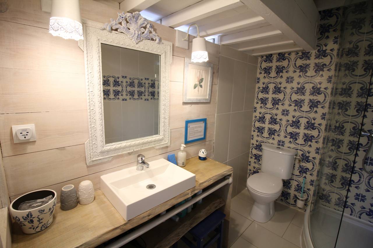 maison de vacances 4*,piscine , pr&eacute;s abris et carri&egrave;re 