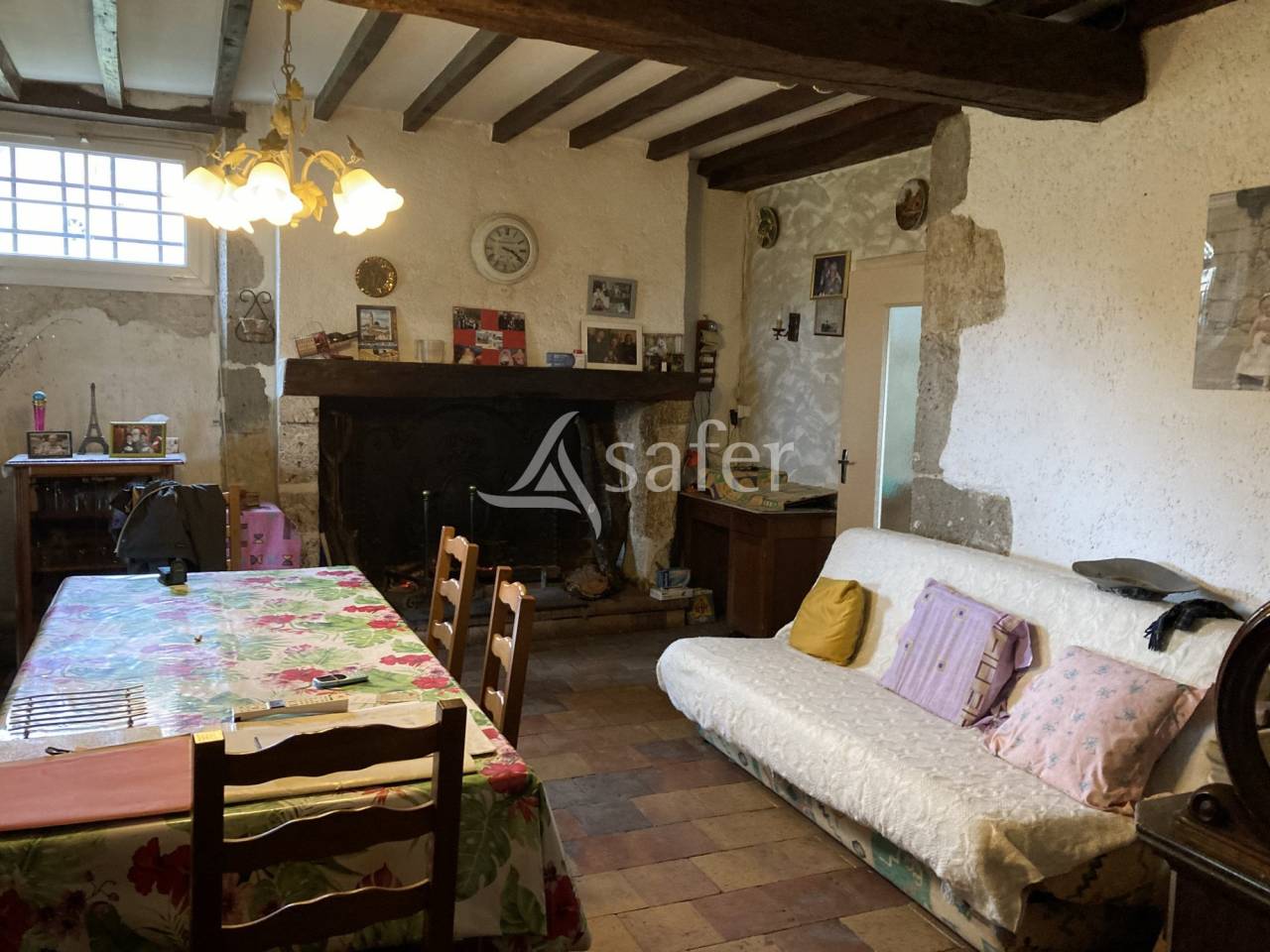 Domaine de caract&egrave;re &agrave; r&eacute;nover sur 17ha