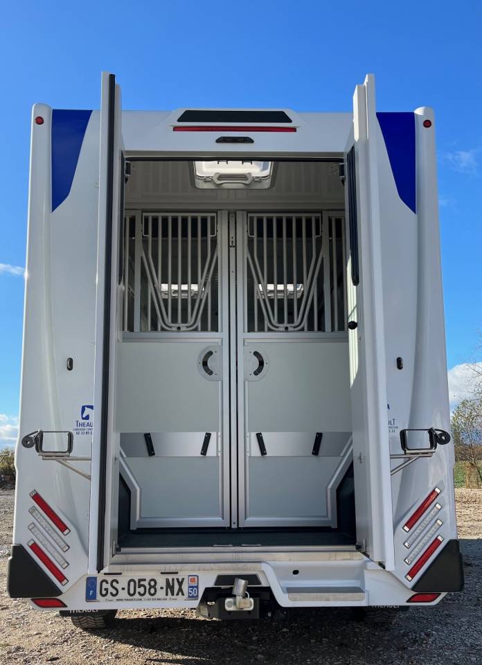 Location camion pour chevaux DOUVAINE