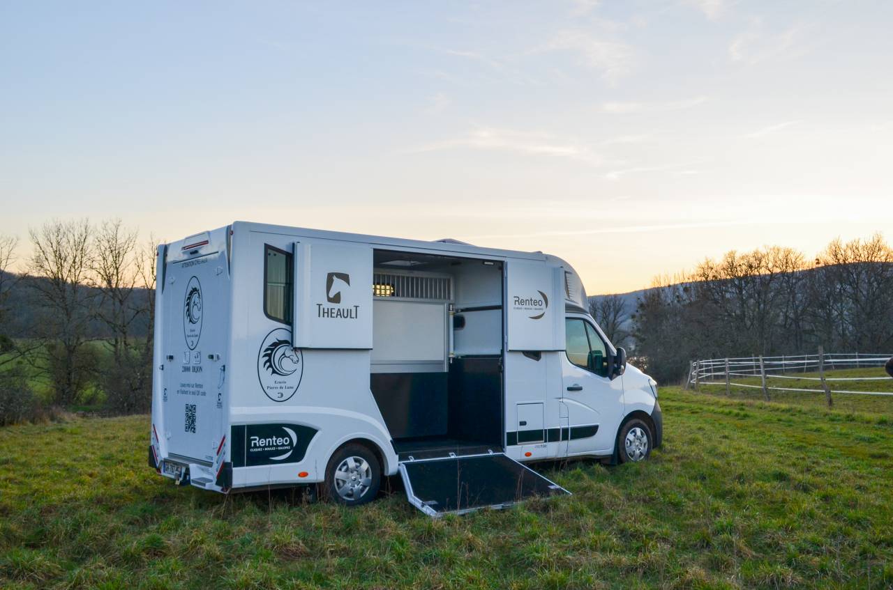 Location camion pour chevaux proche DIJON