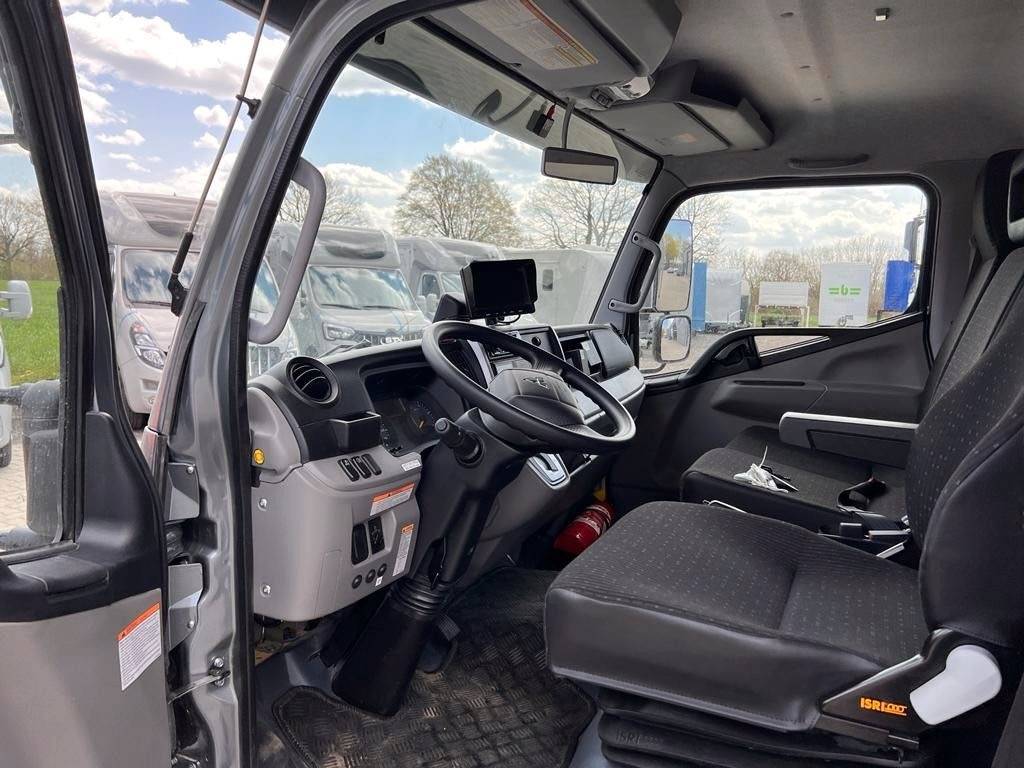 FUSO CANTER 9C18 POP OUT