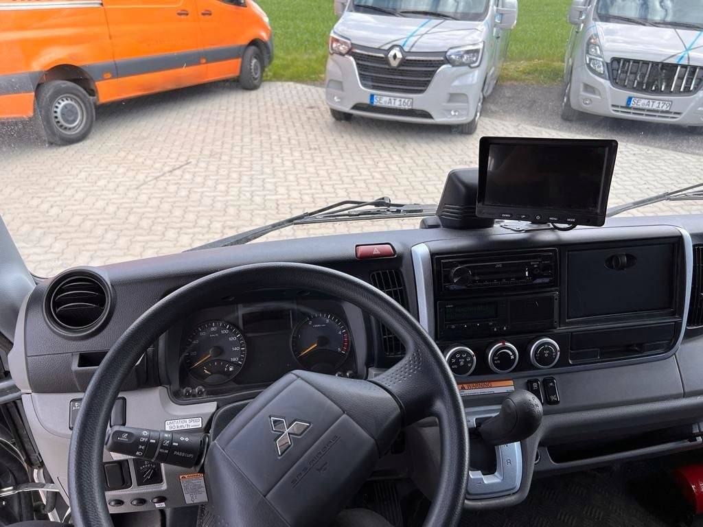 FUSO CANTER 9C18 POP OUT