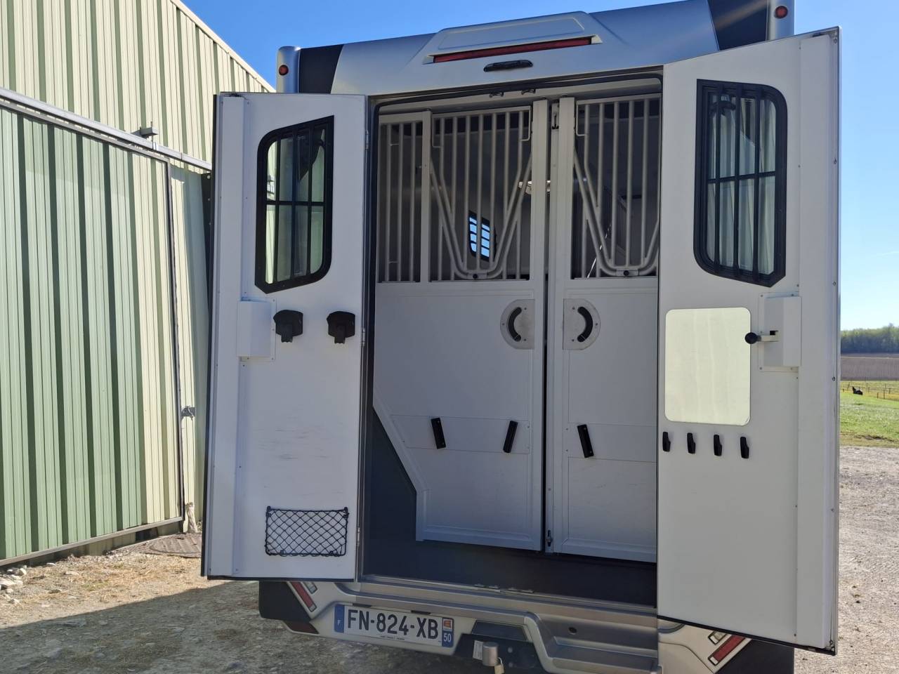 Location camion pour chevaux secteur Angoul&ecirc;me