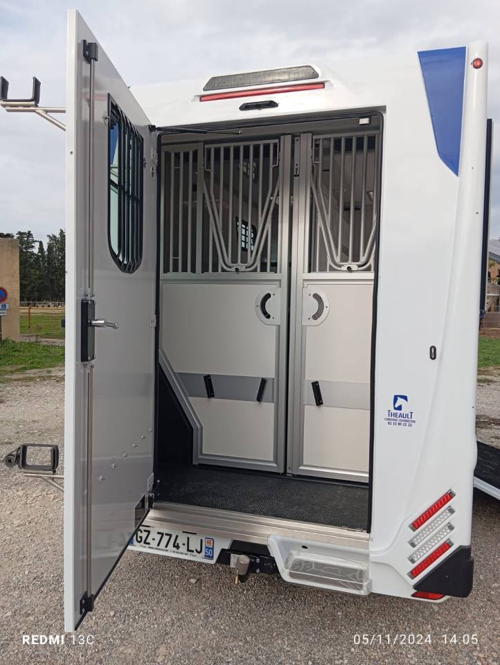 Location camion pour chevaux Saumane-de-Vaucluse